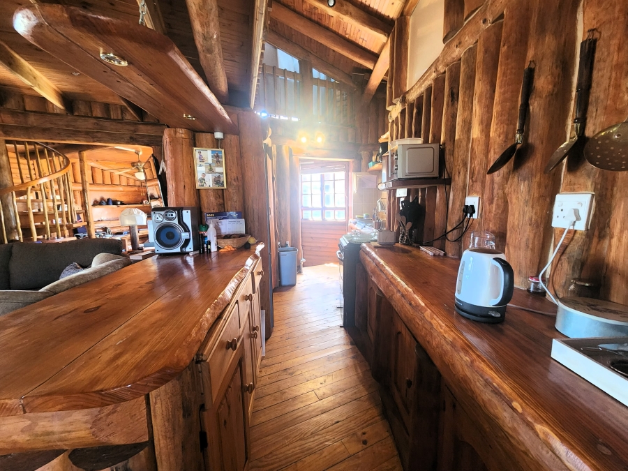 3 Bedroom Property for Sale in Boggomsbaai Western Cape